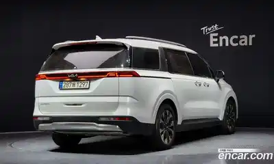 Kia Canival 2023 3.5 Автомат в Москве № 124242, миниатюра 11