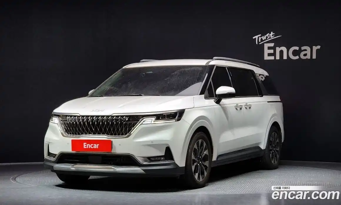 Kia Canival 2023 3.5 Автомат в Москве № 124242, фото 13