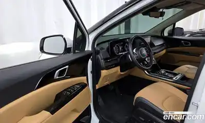 Kia Canival 2023 3.5 Автомат в Москве № 124242, миниатюра 4