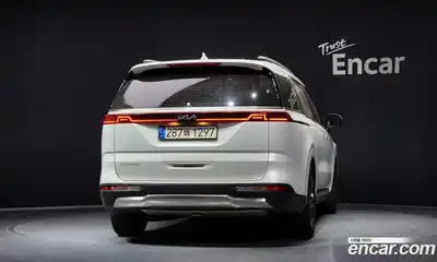 Kia Canival 2023 3.5 Автомат в Москве № 124242, миниатюра 7