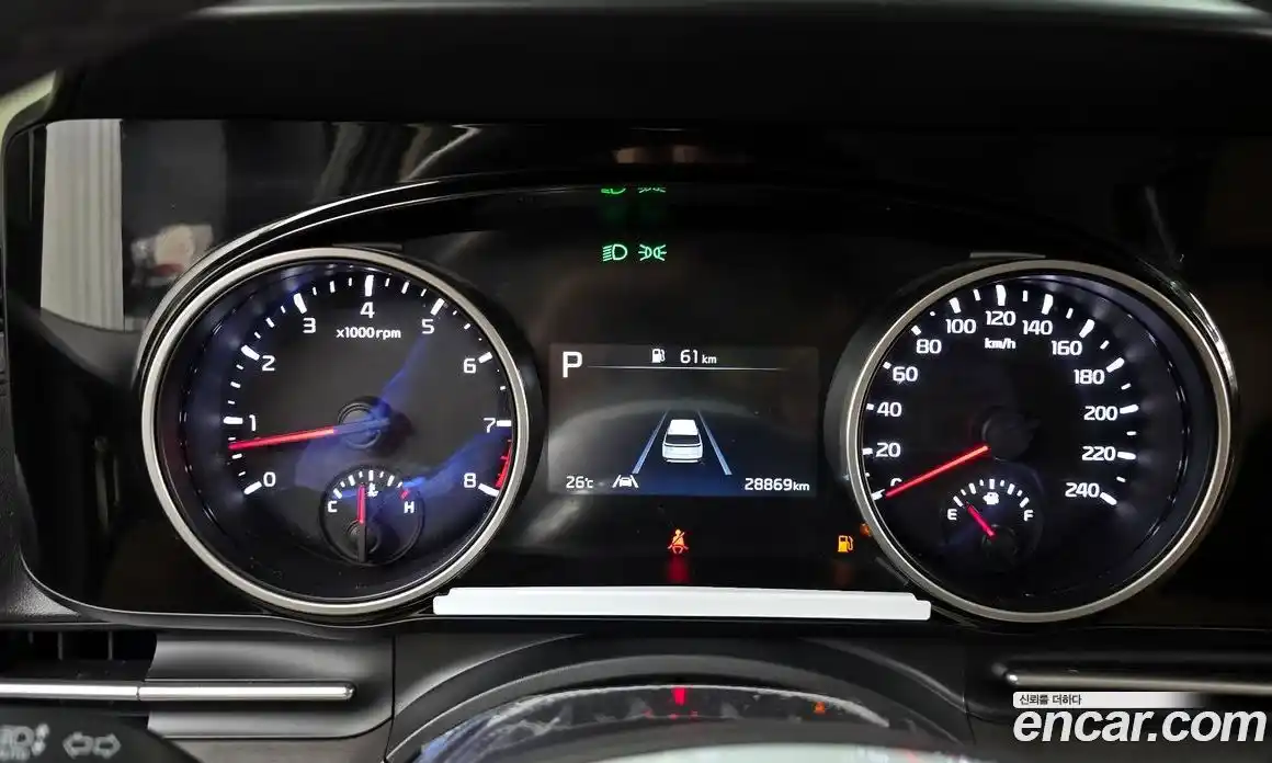 Kia Canival 2023 3.5 Автомат в Москве № 124242, фото 10