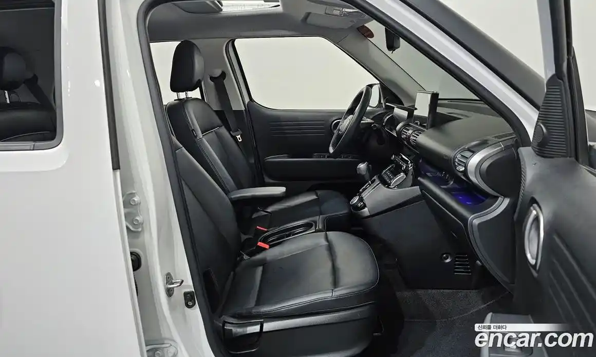 Hyundai Casper 2022 1.0 Автомат в Москве № 126869, фото 17