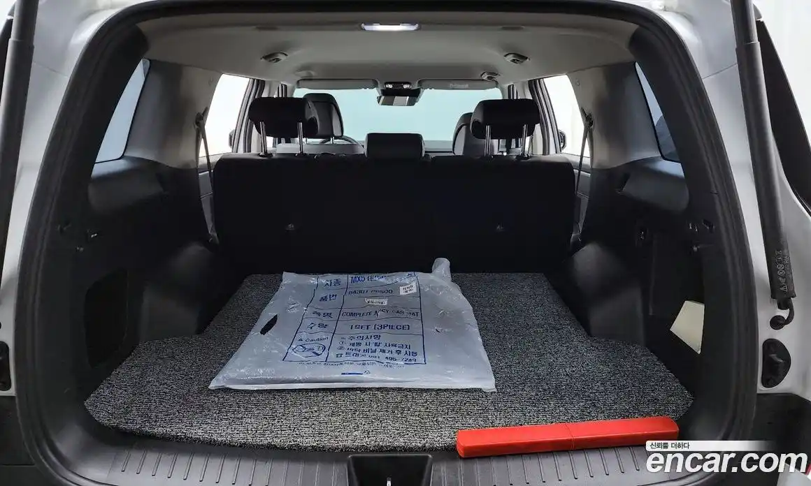 Hyundai Santa Fe 2025 2.5 Автомат в Москве № 130149, фото 11