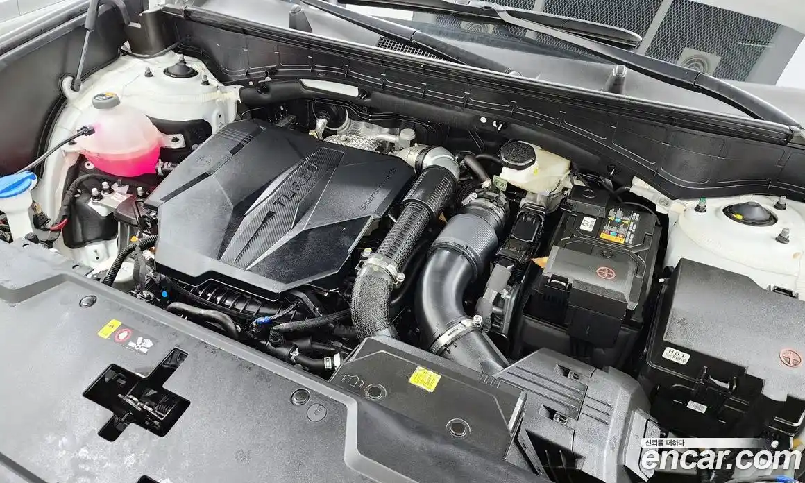 Hyundai Santa Fe 2025 2.5 Автомат в Москве № 130149, фото 12