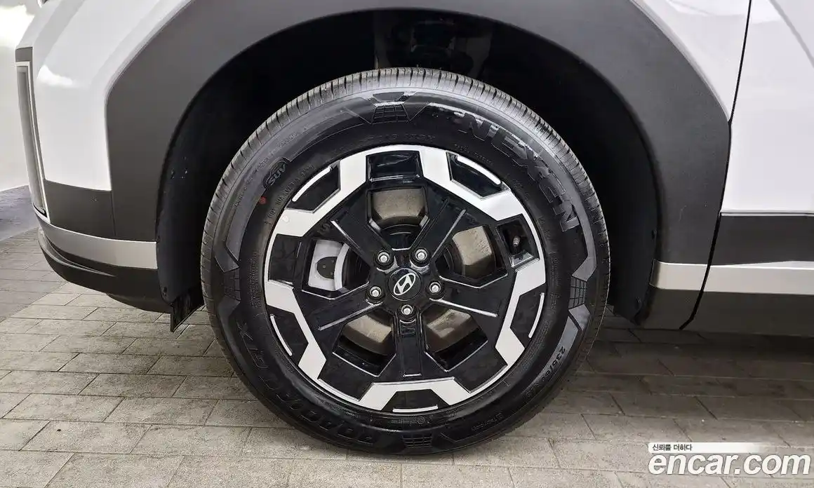 Hyundai Santa Fe 2025 2.5 Автомат в Москве № 130149, фото 4