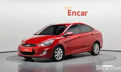 Hyundai Accent, 2011