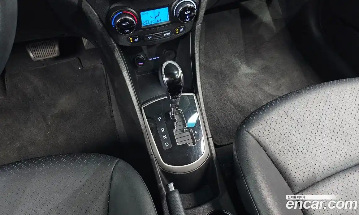 Hyundai Accent 2011 1.6 Автомат в Москве № 130436, фото 9