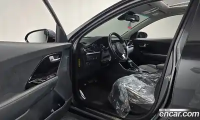 Kia Niro 2021 1.6 Автомат в Москве № 132658, миниатюра 11