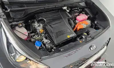 Kia Niro 2021 1.6 Автомат в Москве № 132658, миниатюра 4