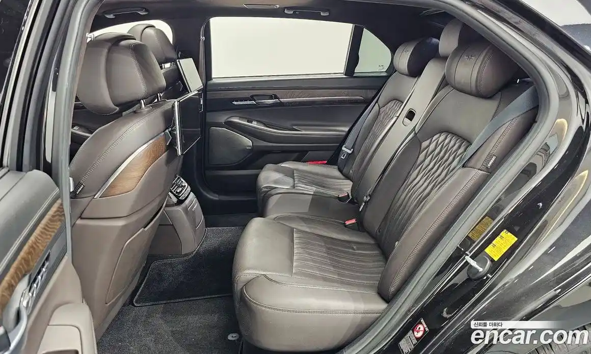 Genesis G90 2019 5.0 Автомат в Москве № 135387, фото 15