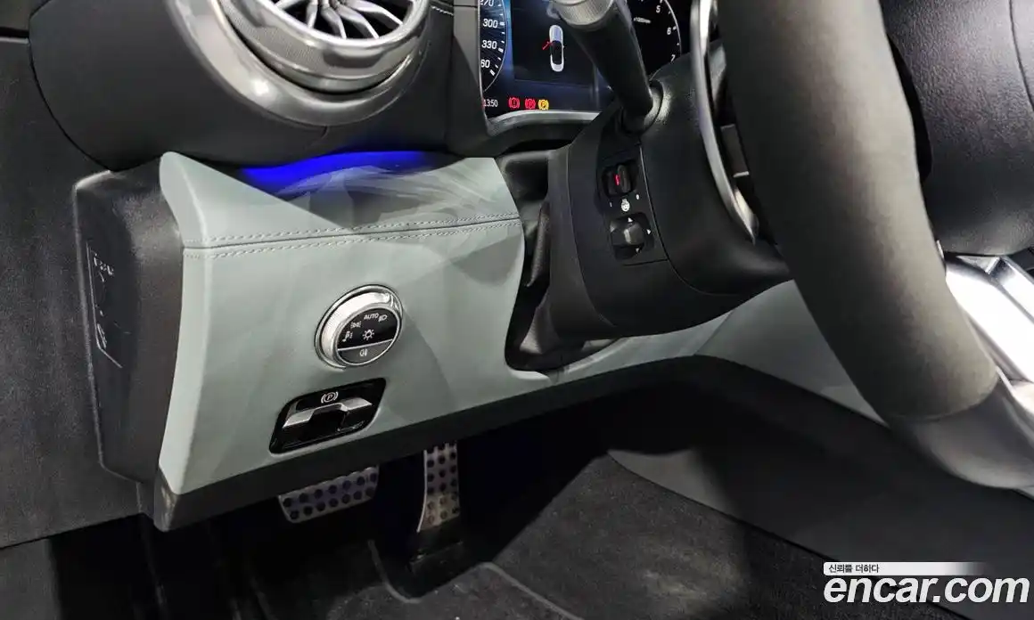 Mercedes-Benz SL-Class 2023 4.0 Автомат в Москве № 138113, фото 3