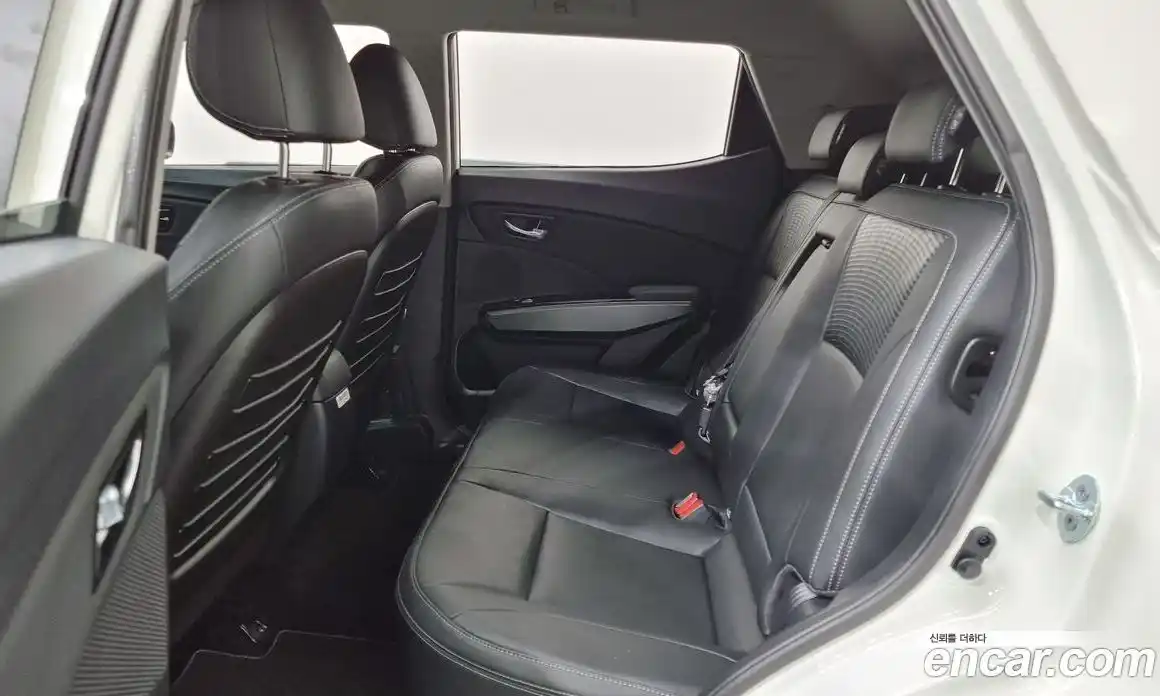 SsangYong TIBOLI 2018 1.6 Автомат в Москве № 145828, фото 12