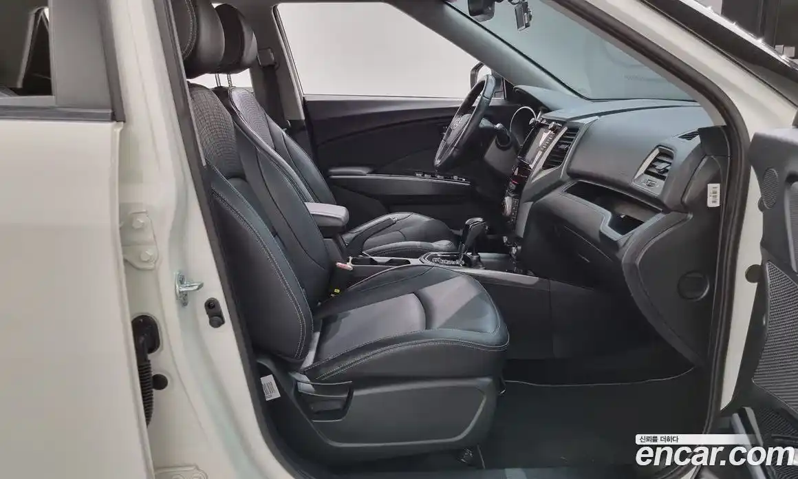 SsangYong TIBOLI 2018 1.6 Автомат в Москве № 145828, фото 15