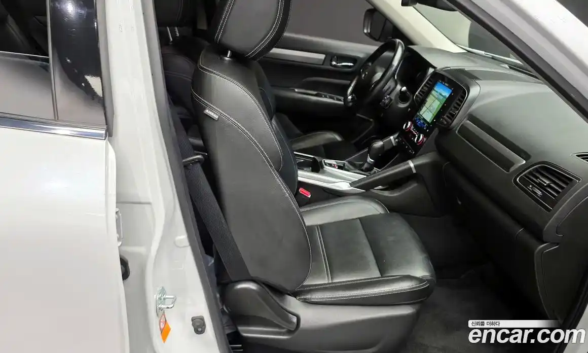 Renault QM6 2023 2.0 Автомат в Москве № 147004, фото 16