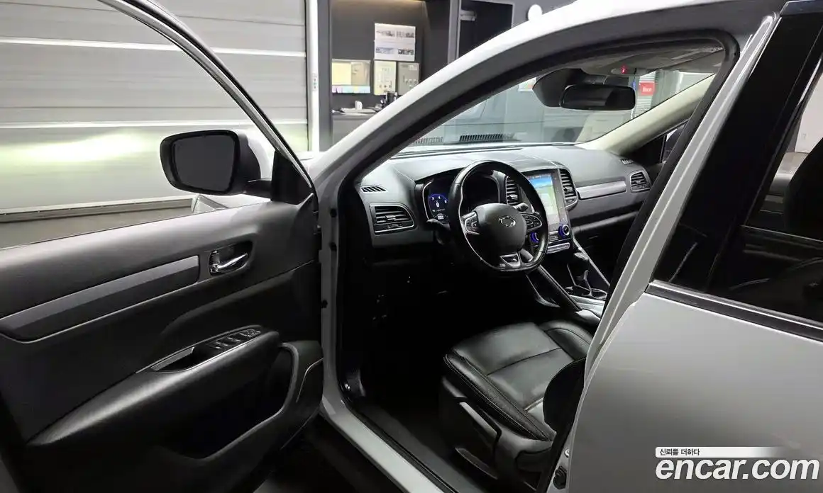 Renault QM6 2023 2.0 Автомат в Москве № 147004, фото 10