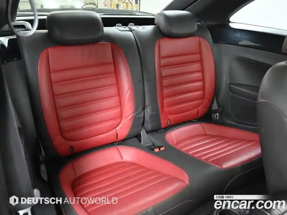 Volkswagen Beatle 2014 2.0 Автомат в Москве № 147065, фото 12