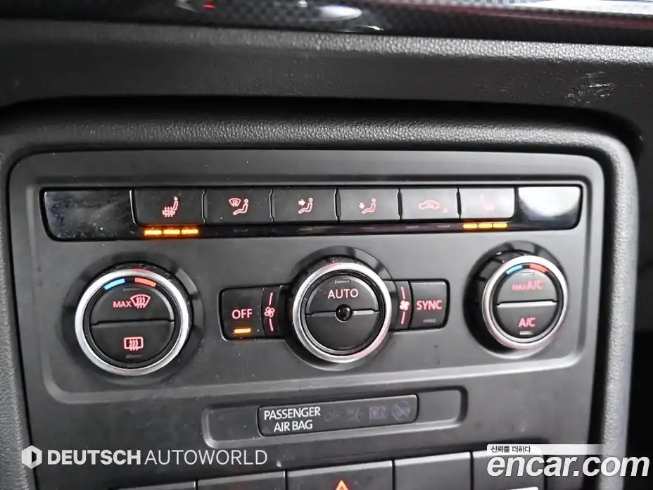 Volkswagen Beatle 2014 2.0 Автомат в Москве № 147065, фото 17