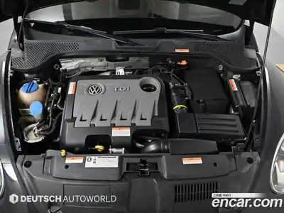 Volkswagen Beatle 2014 2.0 Автомат в Москве № 147065, миниатюра 6