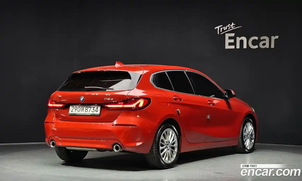 BMW 1-Series 2020 2.0 Автомат в Москве № 154910, фото 1