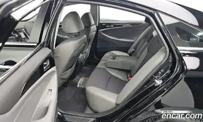 Hyundai Sonata 2010 2.0 Автомат в Москве № 157240, миниатюра 2