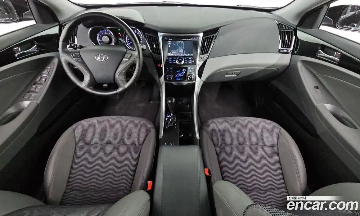 Hyundai Sonata 2010 2.0 Автомат в Москве № 157240, фото 10