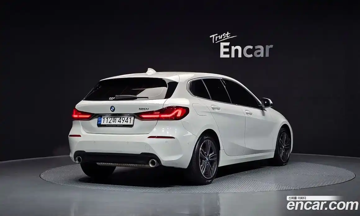 BMW 1-Series 2022 2.0 Автомат в Москве № 157600, фото 17