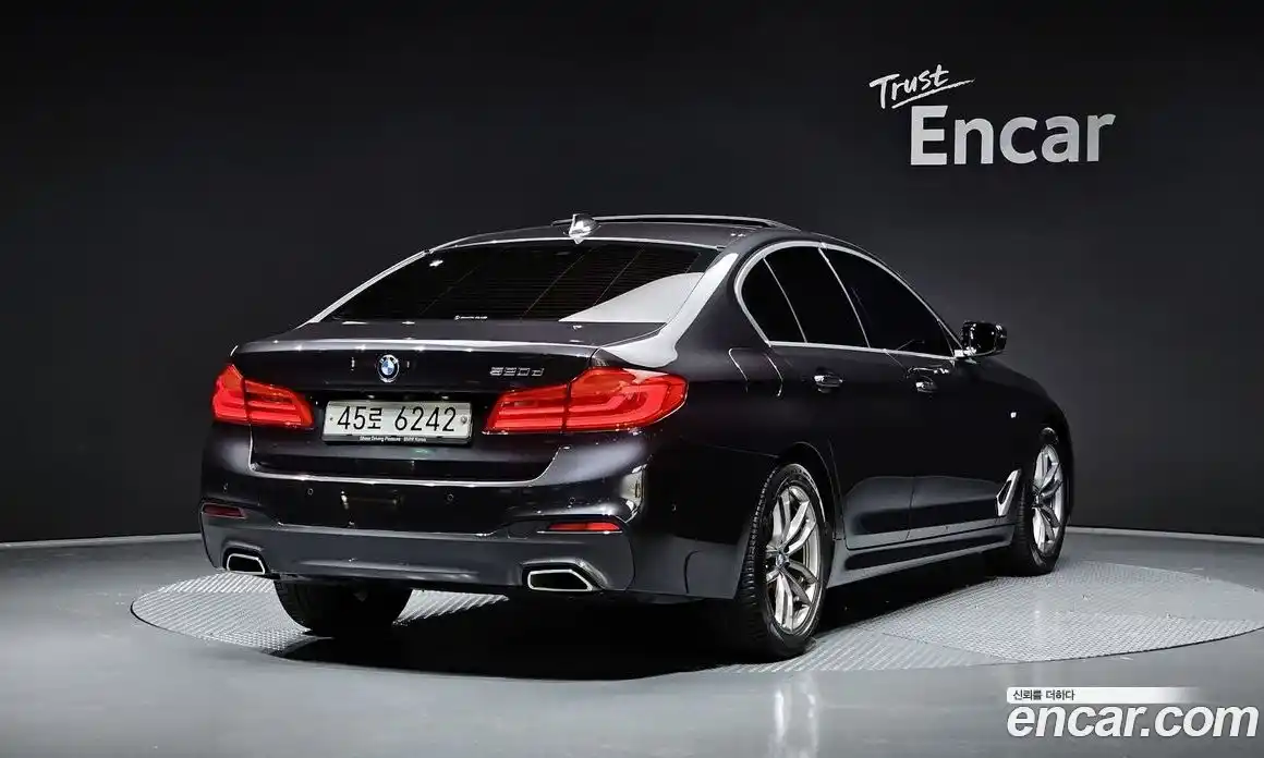 BMW 5-Series 2018 2.0 Автомат в Москве № 158408, фото 18