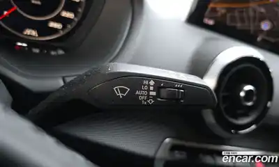 Audi Q2 2023 2.0 Автомат в Москве № 159002, миниатюра 3