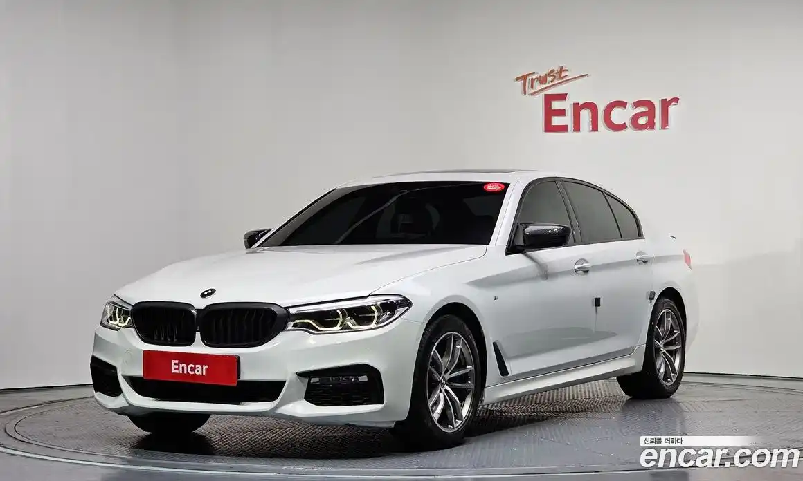 BMW 5-Series 2017 2.0 Автомат в Москве № 159475, фото 1