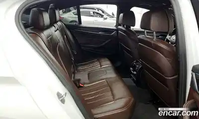 BMW 5-Series 2017 2.0 Автомат в Москве № 159475, миниатюра 12