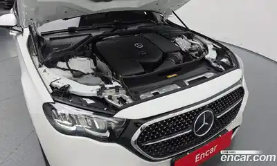 Mercedes-Benz E-Class, 2024