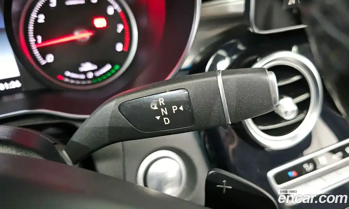 Mercedes-Benz GLC-Class 2018 2.0 Автомат в Москве № 160524, фото 9