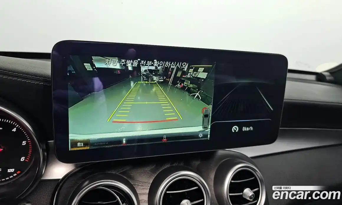 Mercedes-Benz GLC-Class 2017 2.1 Автомат в Москве № 161707, фото 20