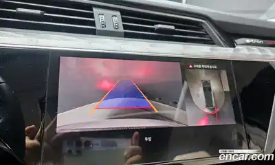 Audi e-tron 2022 0.2 Автомат в Москве № 163187, миниатюра 6