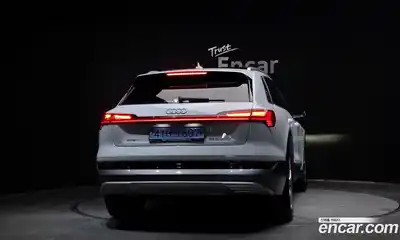 Audi e-tron 2022 0.2 Автомат в Москве № 163187, миниатюра 10