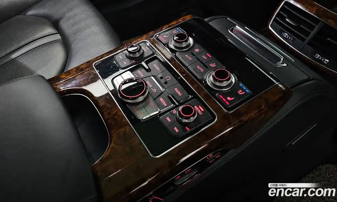 Audi A8 2012 6.3 Автомат в Москве № 163569, фото 14