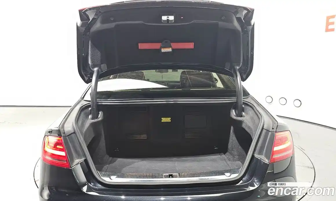 Audi A8 2012 6.3 Автомат в Москве № 163569, фото 15