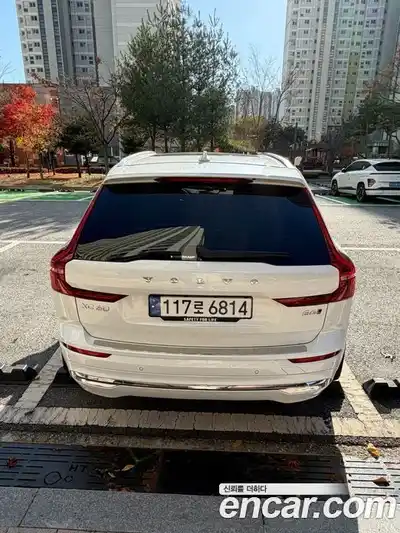 Volvo XC60 2024 2.0 Автомат в Москве № 164743, миниатюра 4