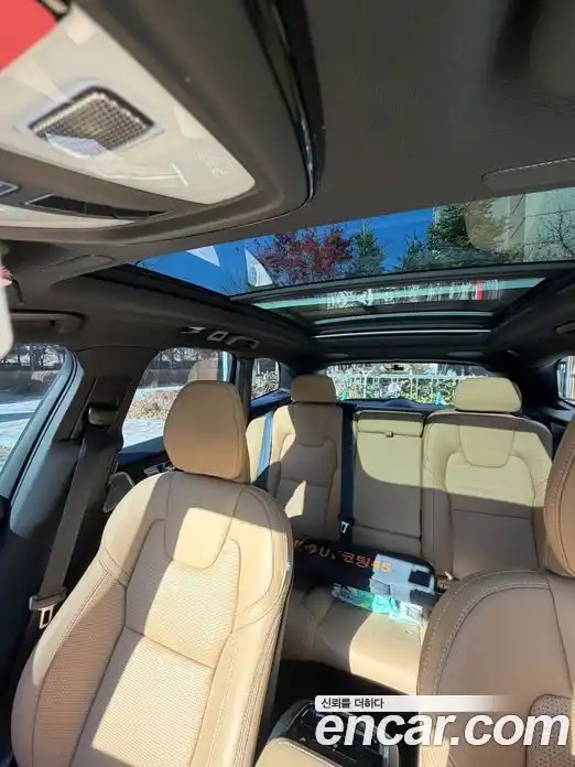 Volvo XC60 2024 2.0 Автомат в Москве № 164743, фото 8