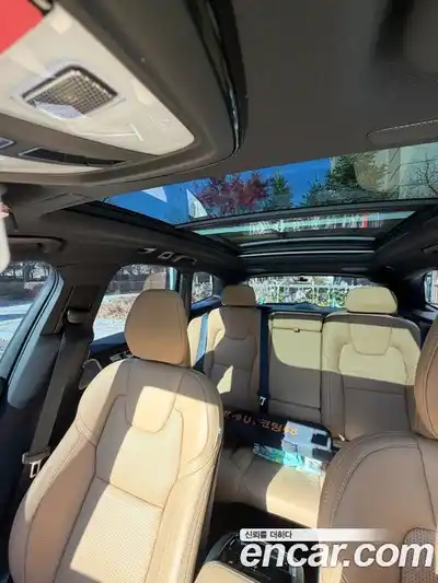 Volvo XC60 2024 2.0 Автомат в Москве № 164743, миниатюра 8