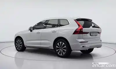 Volvo XC60 2023 2.0 Автомат в Москве № 164780, миниатюра 4