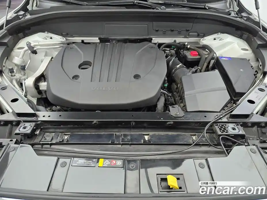 Volvo XC60 2023 2.0 Автомат в Москве № 164780, фото 6