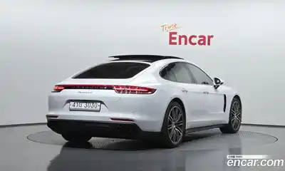 Porsche Panamera 2018 3.0 Автомат в Москве № 165681, миниатюра 4