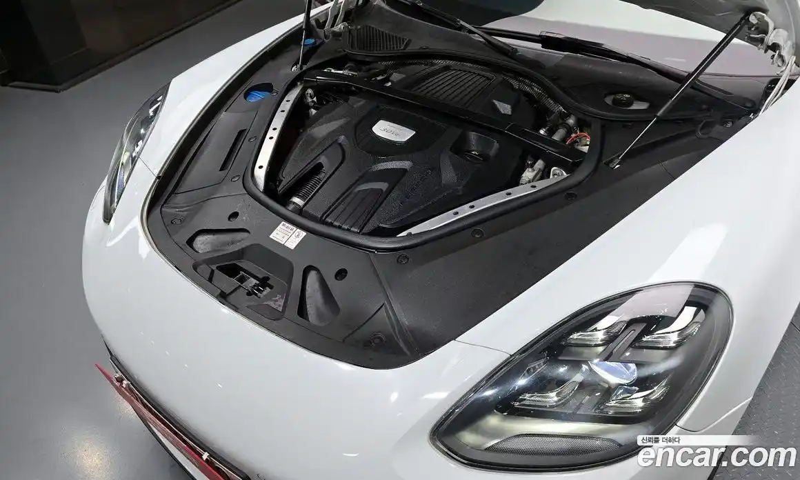 Porsche Panamera 2018 3.0 Автомат в Москве № 165681, фото 5