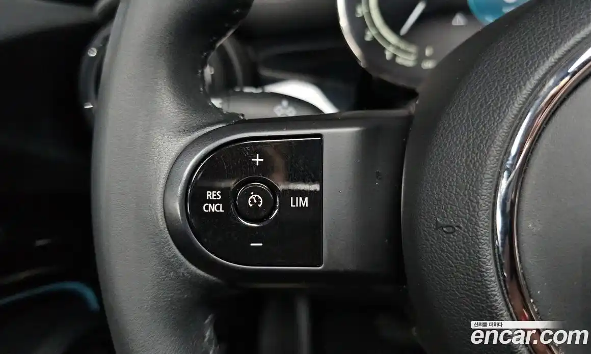 Mini Cooper 2022 1.5 Автомат в Москве № 165857, фото 18