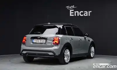 Mini Cooper 2022 1.5 Автомат в Москве № 165857, миниатюра 2