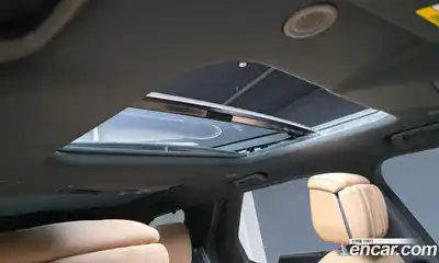 Land Rover Discovery 2024 3.0 Автомат в Москве № 165981, миниатюра 4