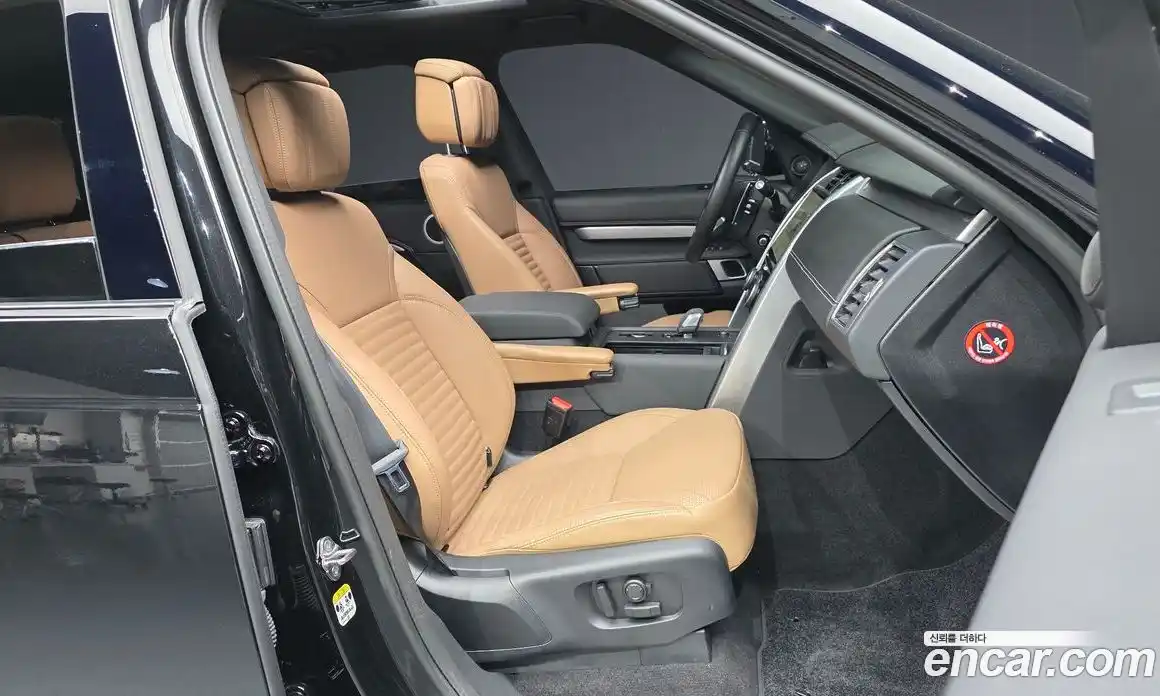 Land Rover Discovery 2024 3.0 Автомат в Москве № 165981, фото 8