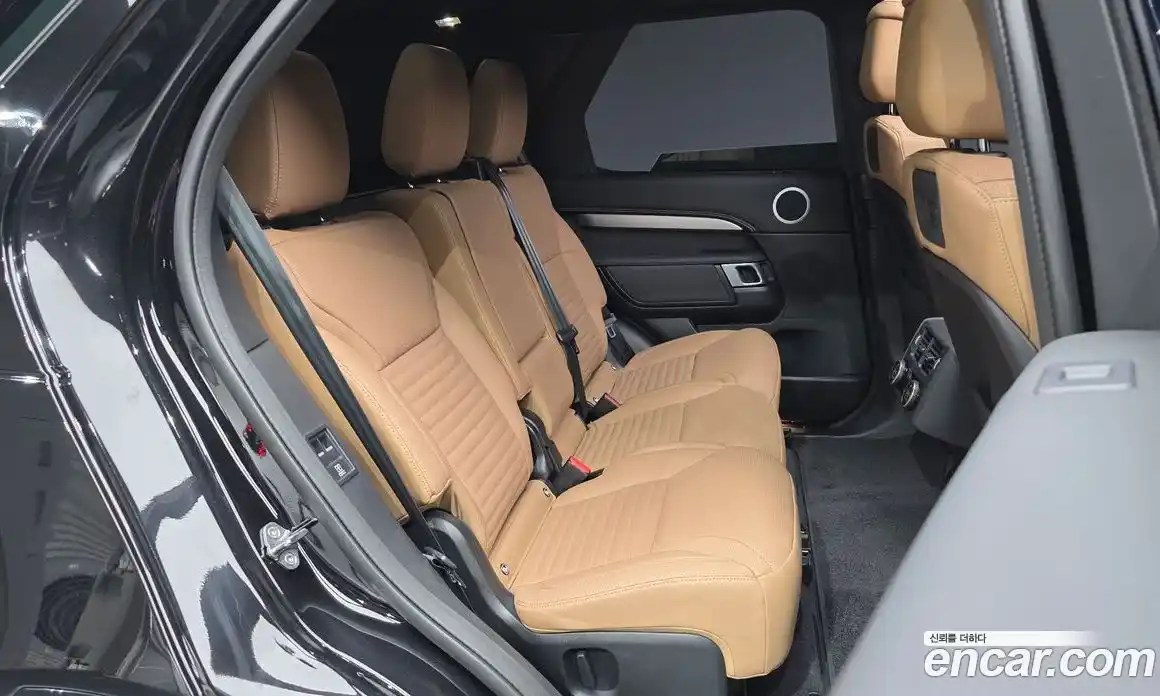 Land Rover Discovery 2024 3.0 Автомат в Москве № 165981, фото 9