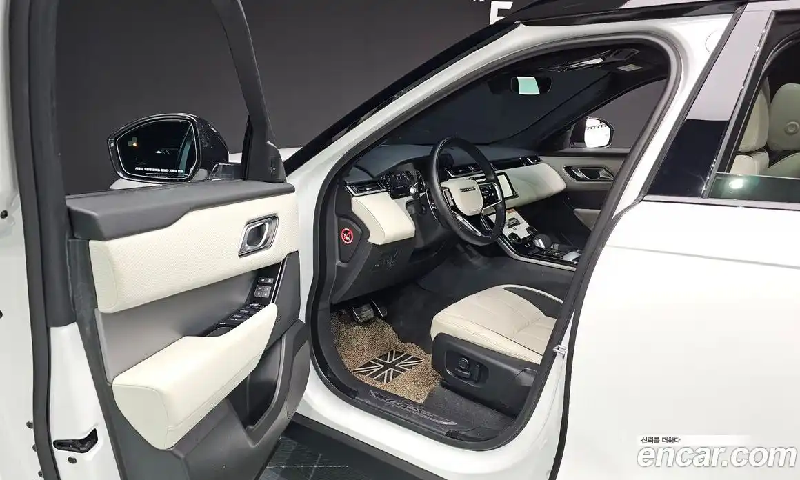 Land Rover Range-Rover Velar 2023 2.0 Автомат в Москве № 166144, фото 11